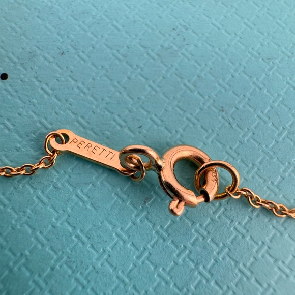 RARE Tiffany & Co. 30mm Nephrite Jade Bean Necklace on 18k Yellow Gold - Picture 8 of 11